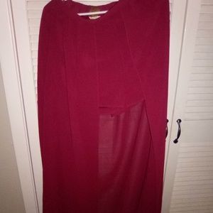 Cape shorts with long cape